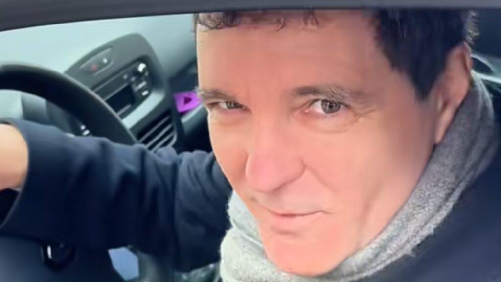 Nicușor Dan anunță că se vor lua măsuri în criza carburanților. Dar abia peste o săptămână, că încă o ducem prea bine