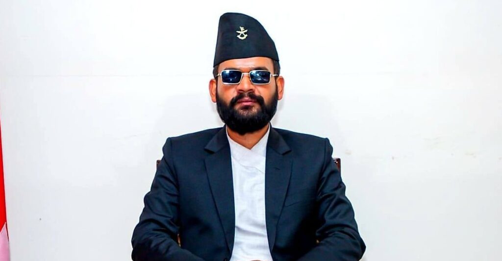Rapperul Balendra Shah a depus jurământul ca prim-ministru în Nepal. Românii îl așteaptă pe Gheboasă