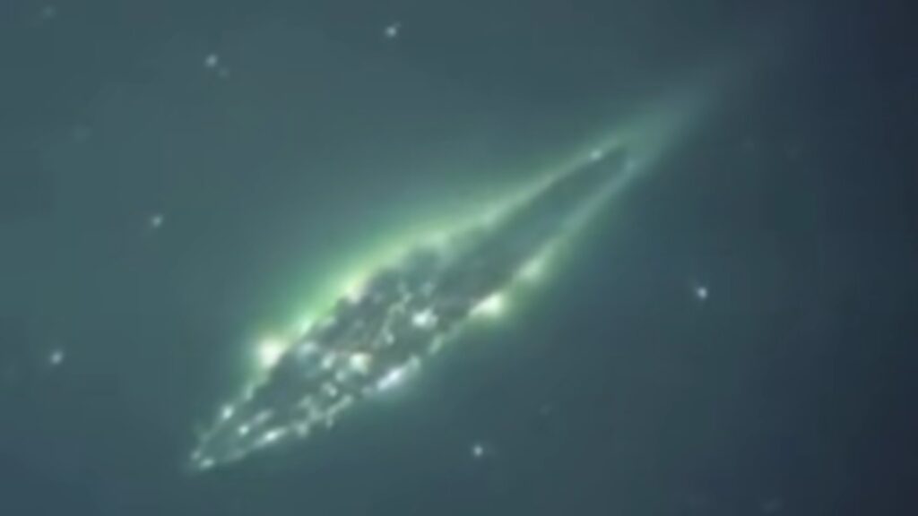 Cometa 3I/ATLAS conține foarte mult alcool. Din păcate, s-a aflat abia după ce cometa a început să se îndepărteze