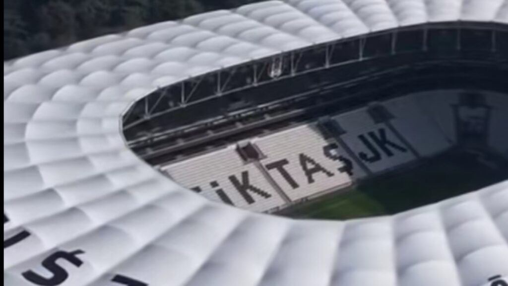 Turcii au pus barajul cu România pe cel mai zgomotos stadion din Europa. Dar, dacă ți-e frică de decibeli, nu intri în pădure