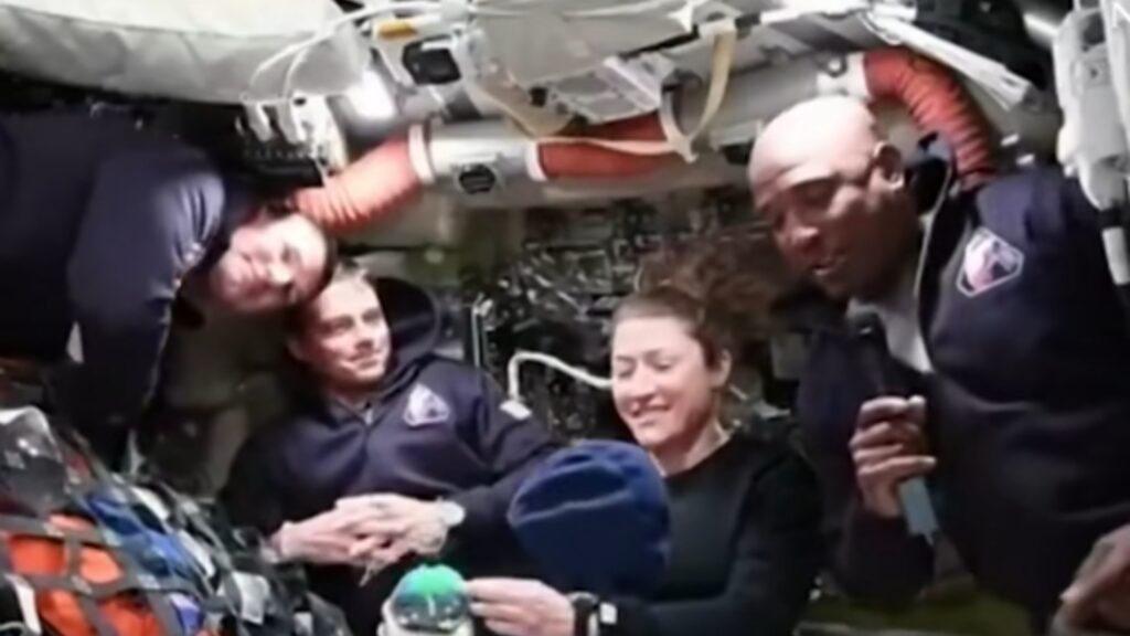 Să te duci până la Lună și să nu cobori din navetă e ca și cum te-ai duce la Sinaia doar ca să stai în mașină