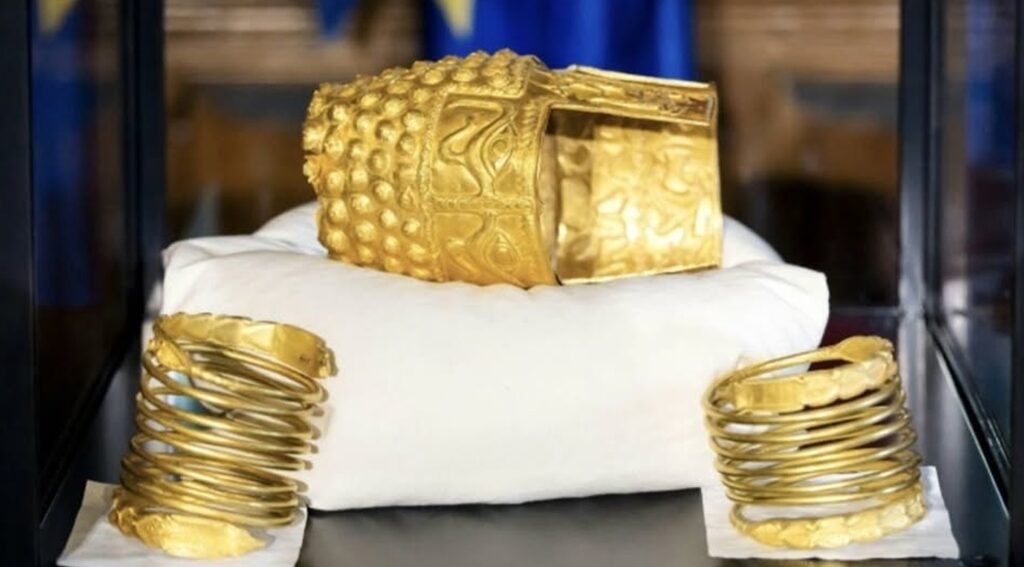 Coiful de la Coțofenești s-a întors acasă. Este expus la Muzeul Național de Istorie