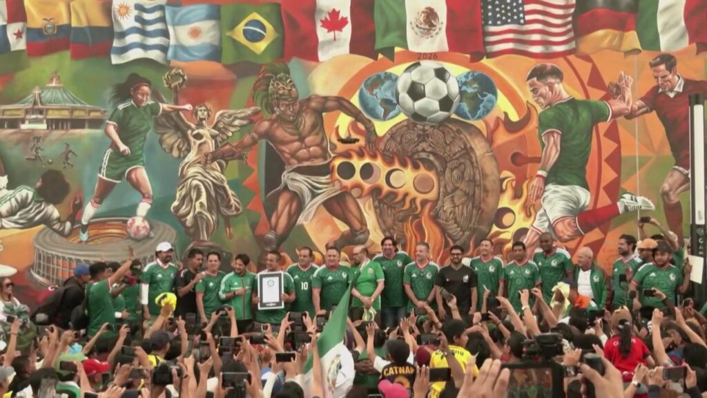 O pictură murală recompensată cu un record mondial este dedicată viitoarei Cupe Mondiale de fotbal
