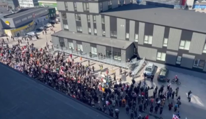 Groenlanda: Proteste la Nuuk față de deschiderea noului consulat american