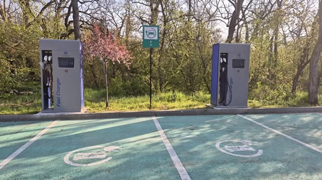 CGMB adoptă proiecte privind modernizarea semaforizării și 220 de stații de reîncărcare