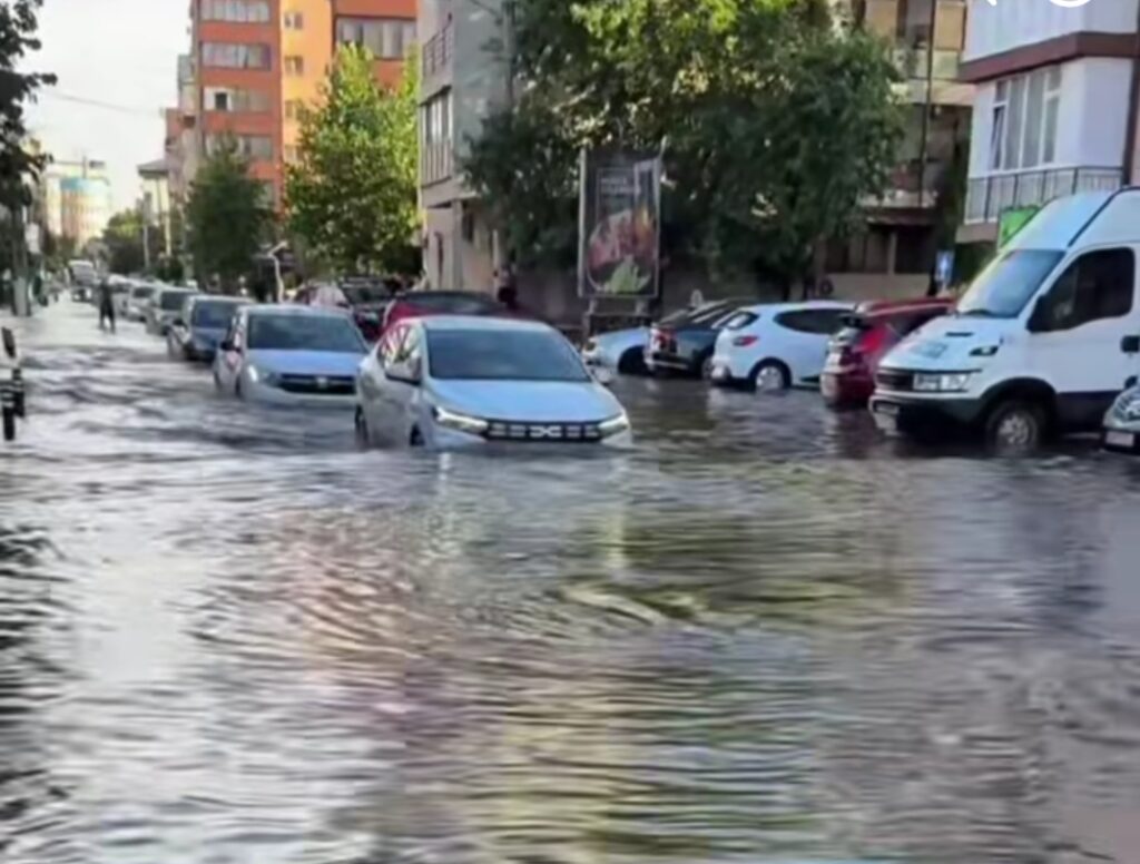 Rugăm francezii de la Evian să ne fure și apa din Militari Residence