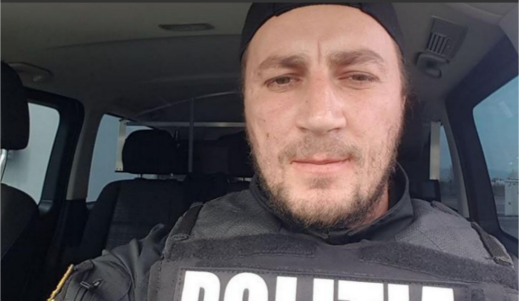 Reputatul Marian Godină și-a dat demisia din poliție și este așteptat să se înscrie și oficial în USR